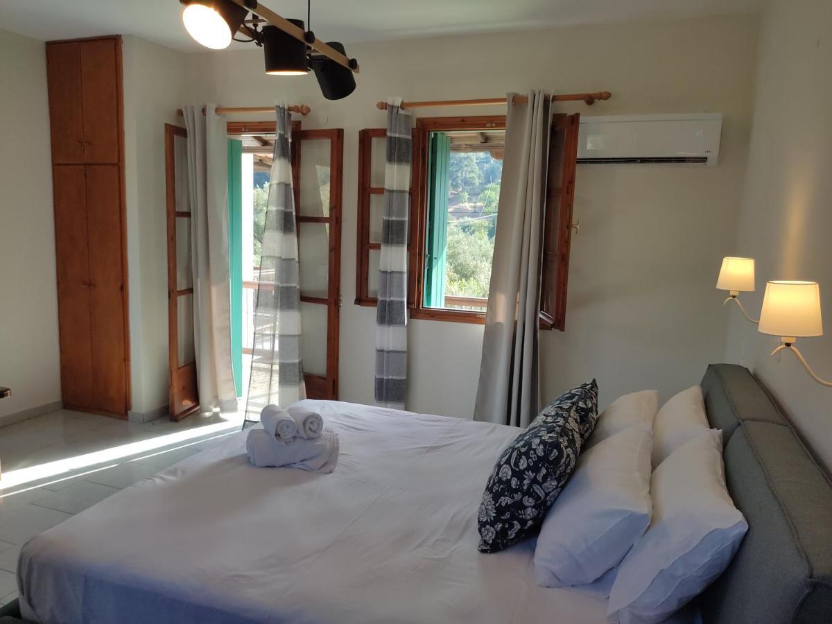 Dafnes Hotel Skopelos Buitenkant foto