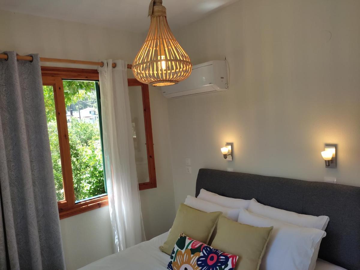 Dafnes Hotel Skopelos Buitenkant foto